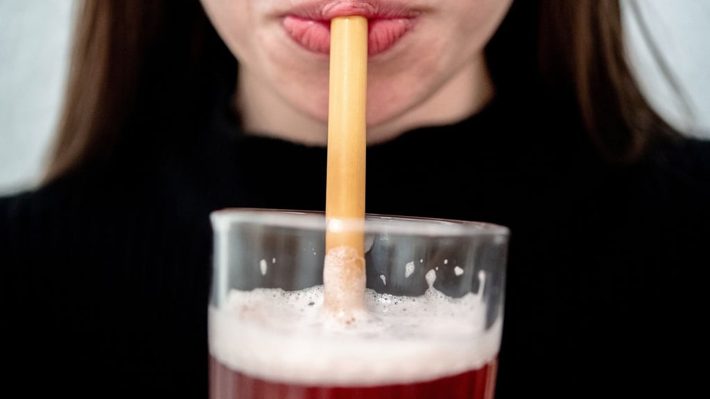 Funktionale Limonaden und High-Fiber-Drinks enthalten oft Ballaststoffe, jedoch meist in geringen Mengen, die den Tagesbedarf nicht decken.