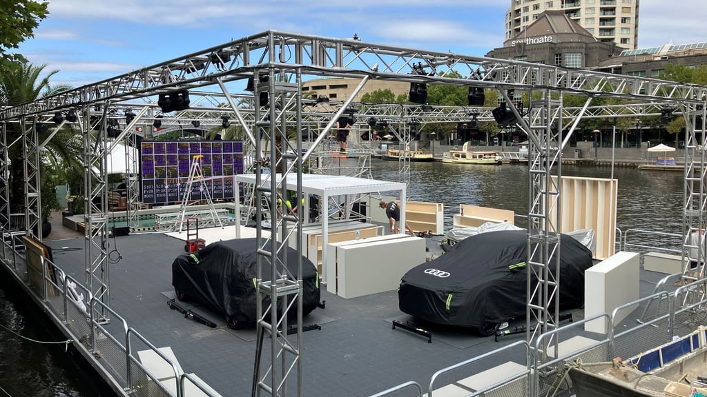 Noch gibt's nicht viel zu sehen auf dem Fan-Hauptquartier von Audi.