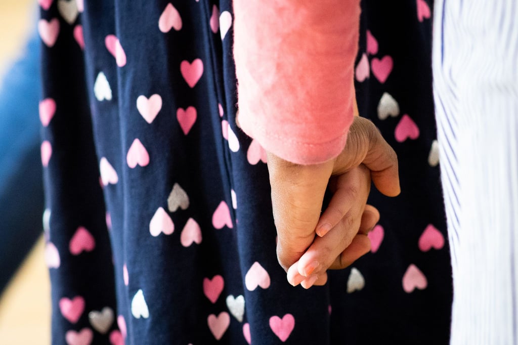 Mehr als 63.000 Kinder und Jugendliche in Sachsen haben 2024 Erziehungs- und Eingliederungshilfen erhalten. (Symbolbild)