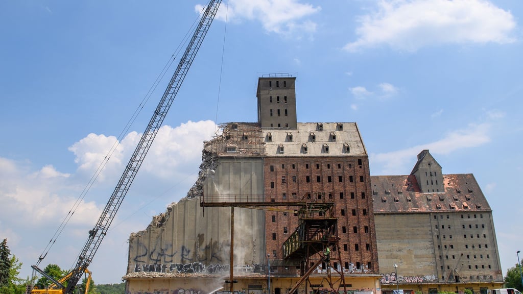 In Sachsen-Anhalt wurden weniger Gebäude abgerissen oder umgewidmet. (Symbolbild)