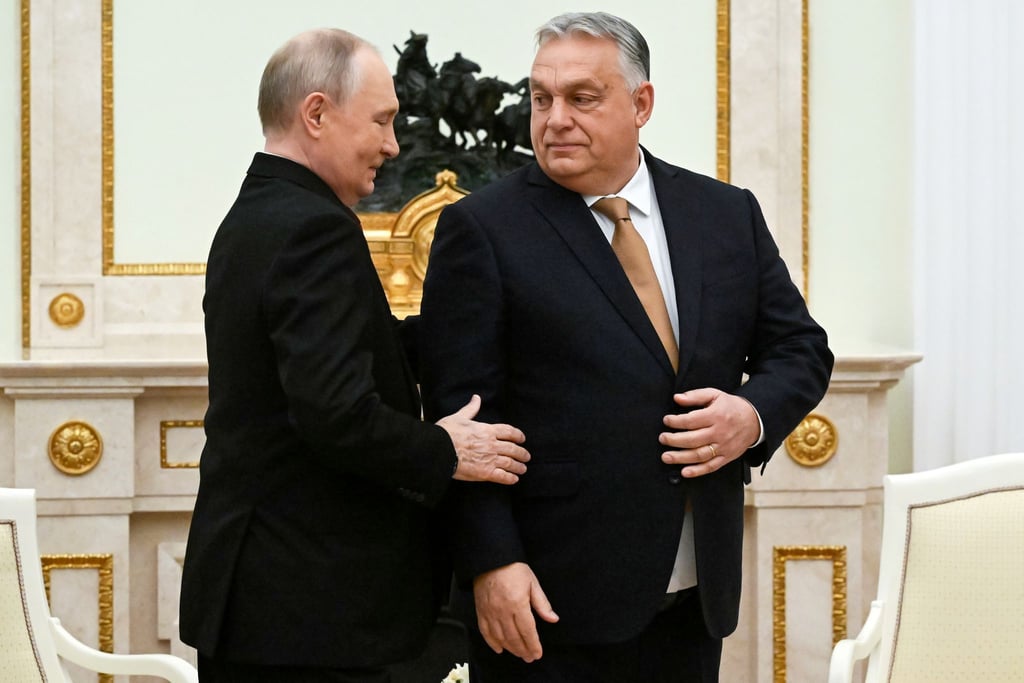Kremlchef Wladimir Putin lässt auf Bitte des ungarischen Ministerpräsidenten Viktor Orban zwei Kriegsgefangene frei. (Archivbild)