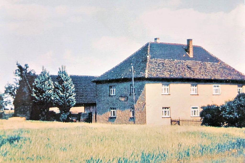Das Luftschiff befand sich zwischen Wernsdorf und Kayna. Das Foto wurde um 1970 aufgenommen.