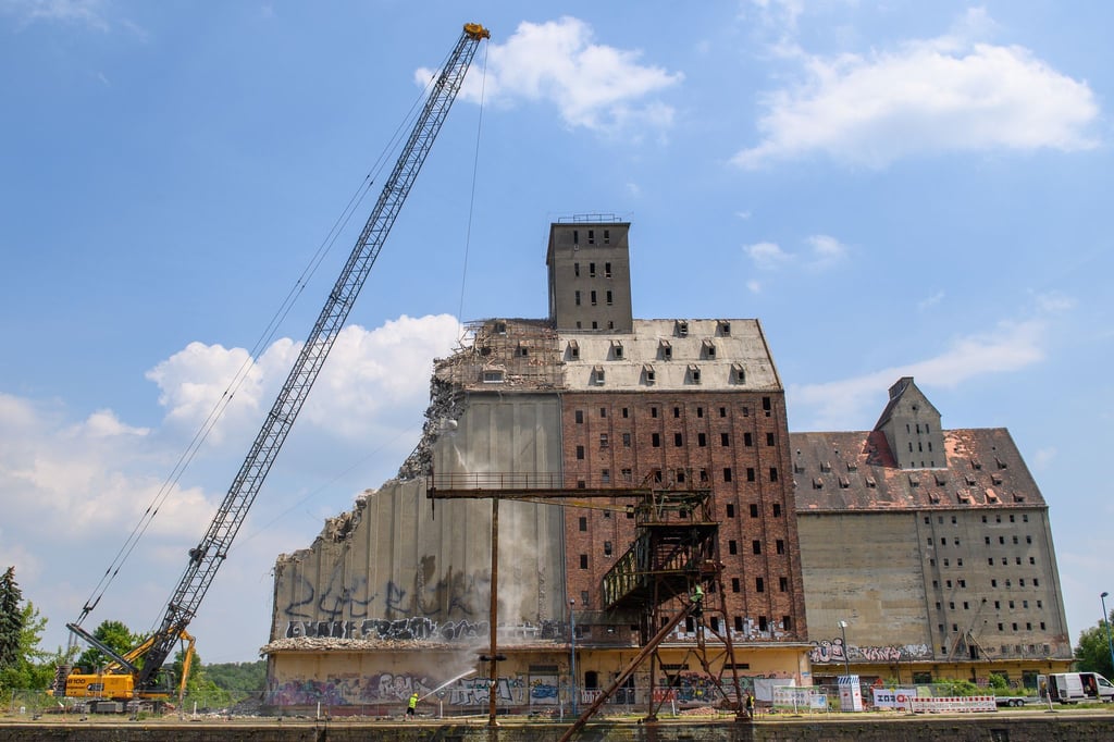 In Sachsen-Anhalt wurden weniger Gebäude abgerissen oder umgewidmet. (Symbolbild)