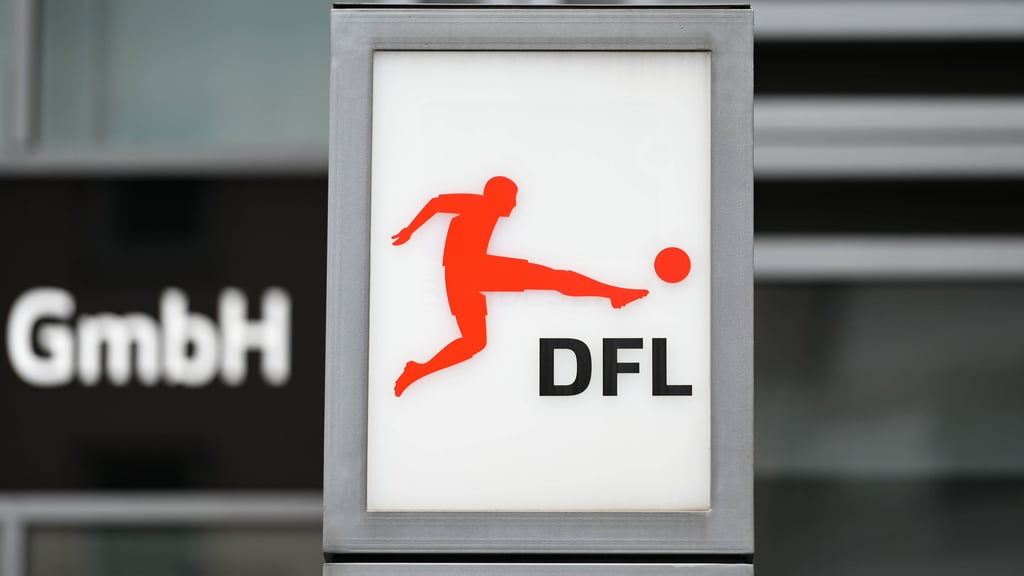 Die neue U21 -Liga war lange diskutiert worden. Der Wettbewerb ist als freiwilliges Zusatzangebot im Übergangsbereich konzipiert und ergänzt das bestehende Ligensystem, ohne dass zweite Mannschaften ausgegliedert werden.