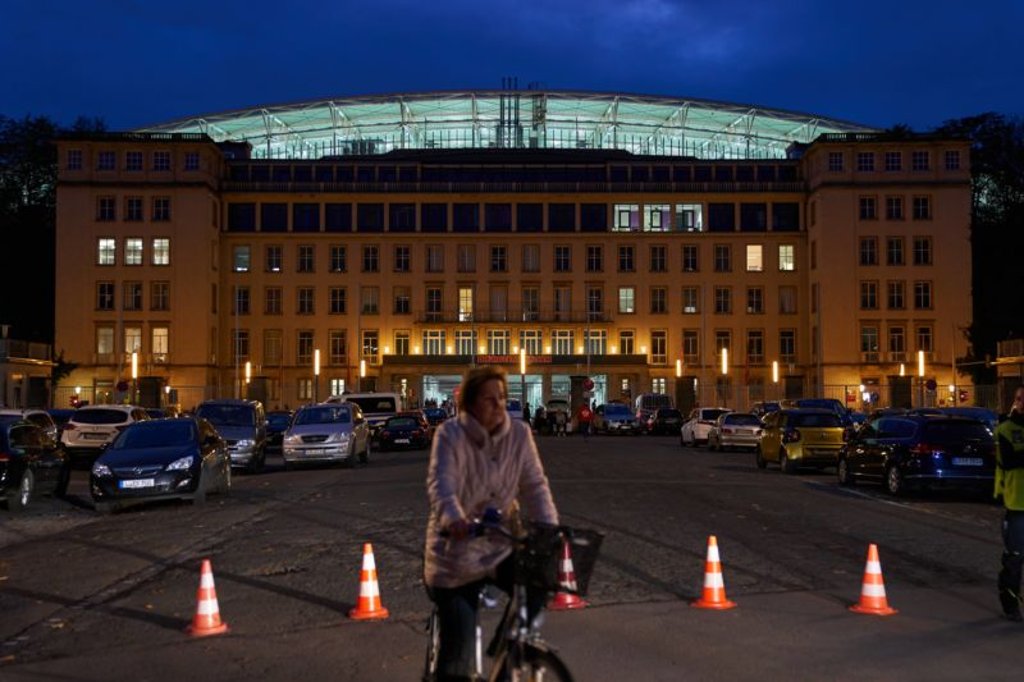 Mehr Fahrräder oder mehr Autos an der Red Bull Arena? Für den ADFC ist die Antwort klar.