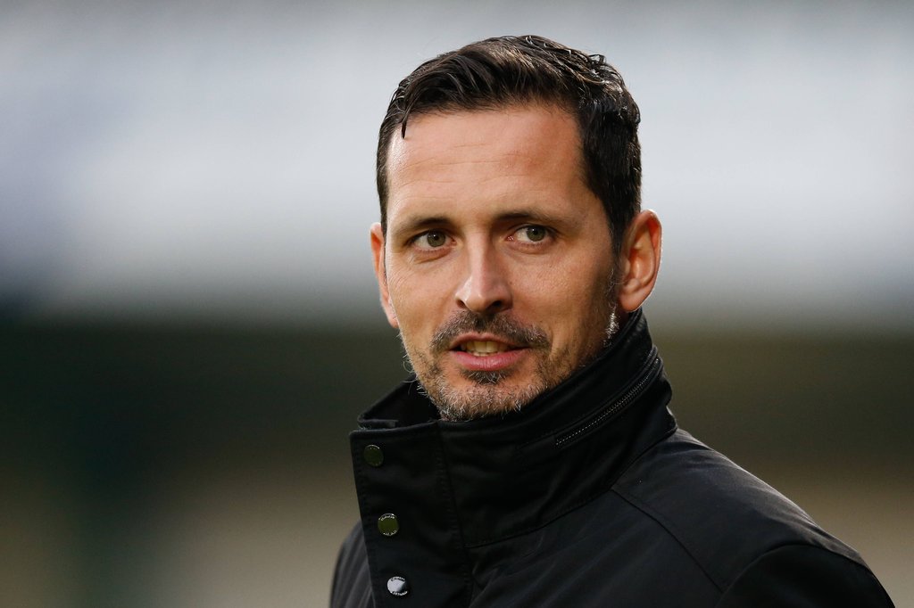 Dino Toppmöller hat den Trainerschein gemacht.