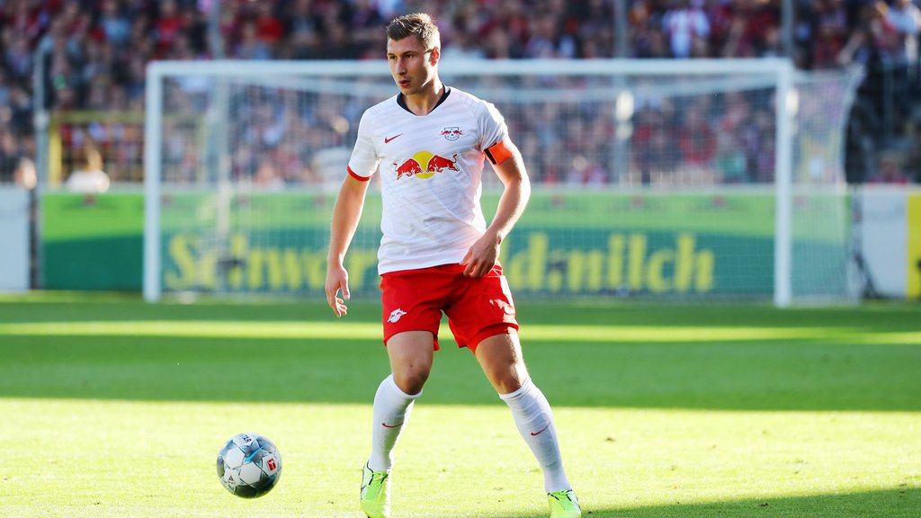 Willi Orban, hier in einem Spiel im Oktober 2019, hat seine Kapitänsbinde inzwischen an Marcel Sabitzer verloren.