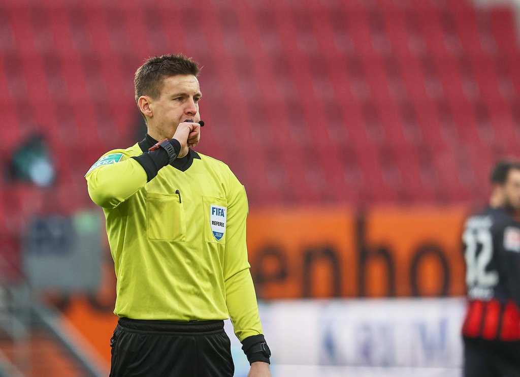 FIFA-Schiedsrichter Daniel Siebert.