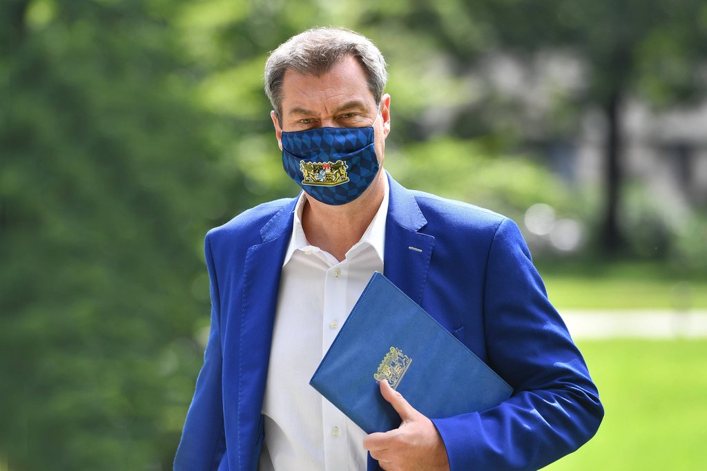 CSU-Chef Markus Söder mit Maske in München.
