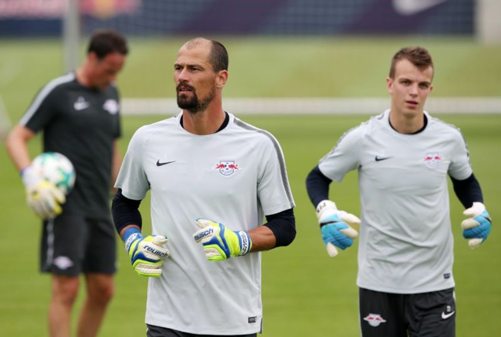 Fabio Coltorti und Philipp Köhn sind die alte und die neue Generation bei RB Leipzig.