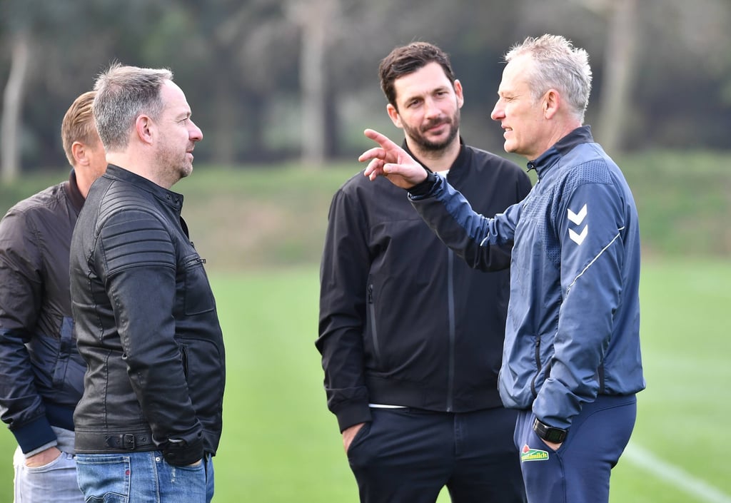 Illustre Runde: Alexander Zorniger, Sandro Schwarz und Christian Streich im Trainingslager in Spanien.