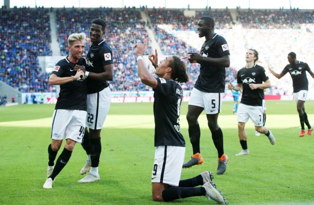 Dem Himmel sei Dank. Yussuf Poulsens Torjubel nach seinem zweiten Treffer zum 0:2.