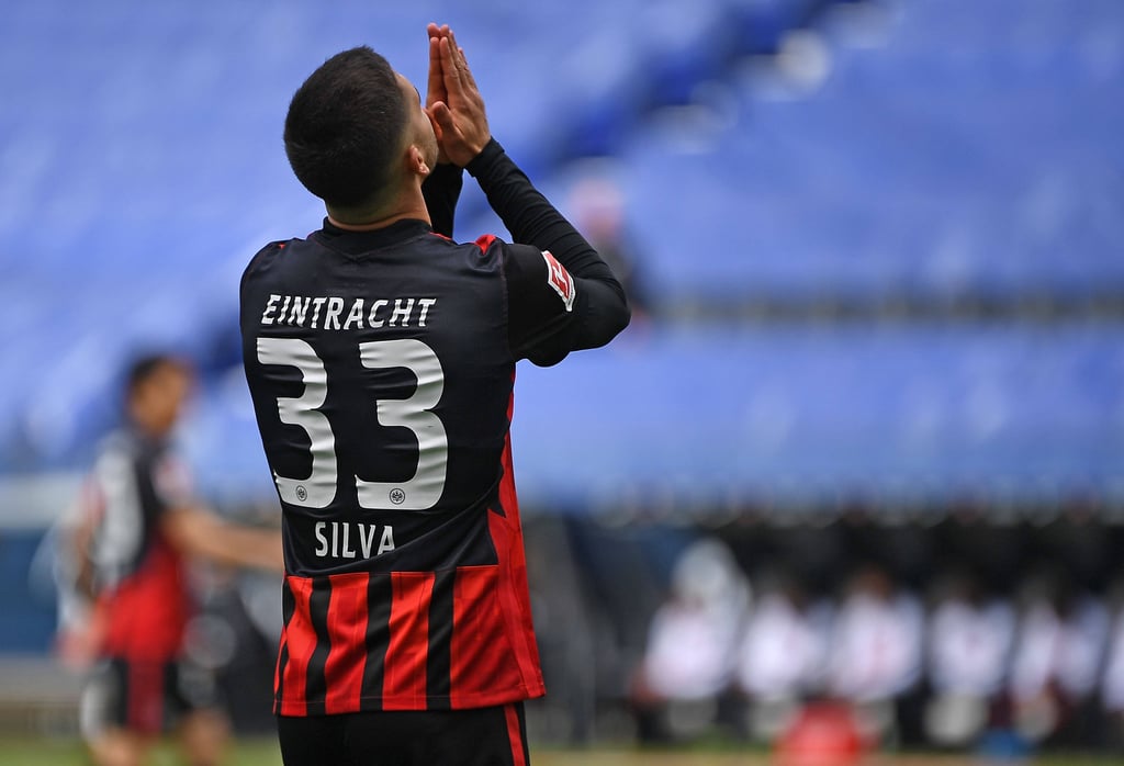 Es ist unwahrscheinlich, dass André Silva den lieben Gott in dieser Szene um einen Transfer zu RB Leipzig anfleht.