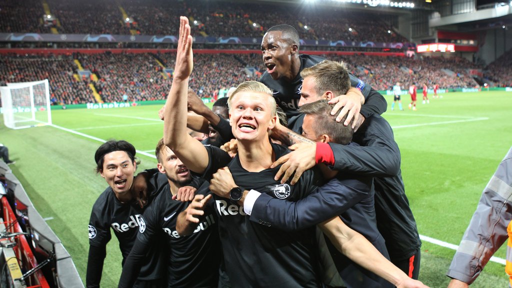 Erling Haaland nach seinem Tor zum zwischenzeitlichen 3:3 in der Champions League beim FC Liverpool.