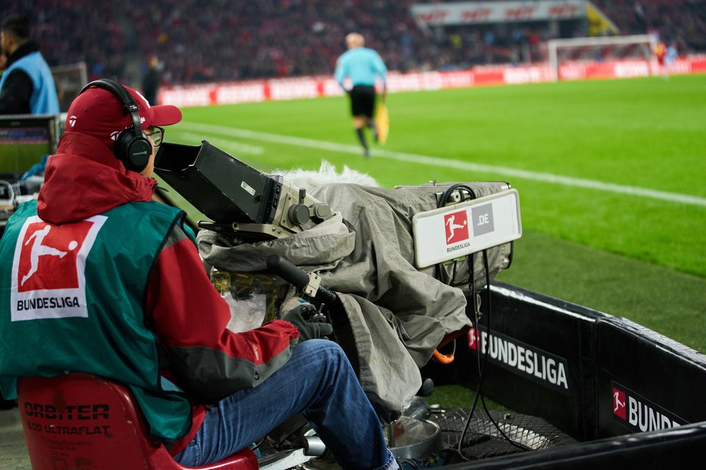 Die Bundesliga soll ab 2021 offenbar auch am Sonntagabend laufen.