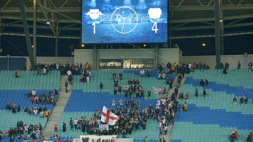 Das Montagsspiel gegen Leverkusen sorgt weiter für Gesprächsstoff. Im Mittelpunkt dabei jene Fans von RB Leipzig, die eine Halbzeit lang die Stimmung boykottierten.