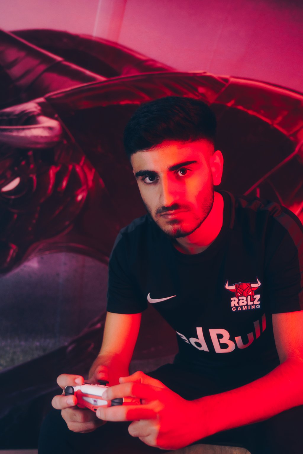Umut Gültekin spielt für "RBLZ", das FIFA-Team von RB Leipzig.