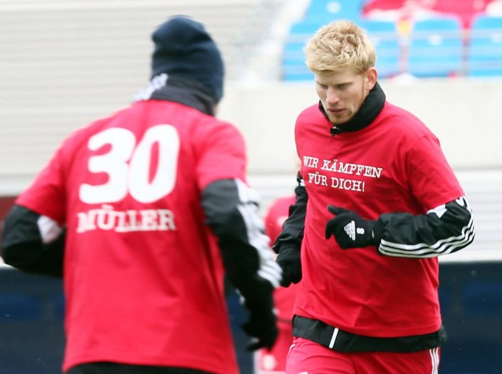 Von der Mannschaft kam einst viel moralische Unterstützung für Christian Müller, der Verein RB Leipzig hielt ihm nach seiner Verletzung immer alle Türen offen und half bei der Reha.