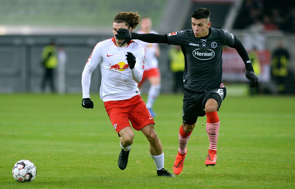 Angekündigter Kampf: Fortunas Alfredo Morales gegen Marcel Sabitzer