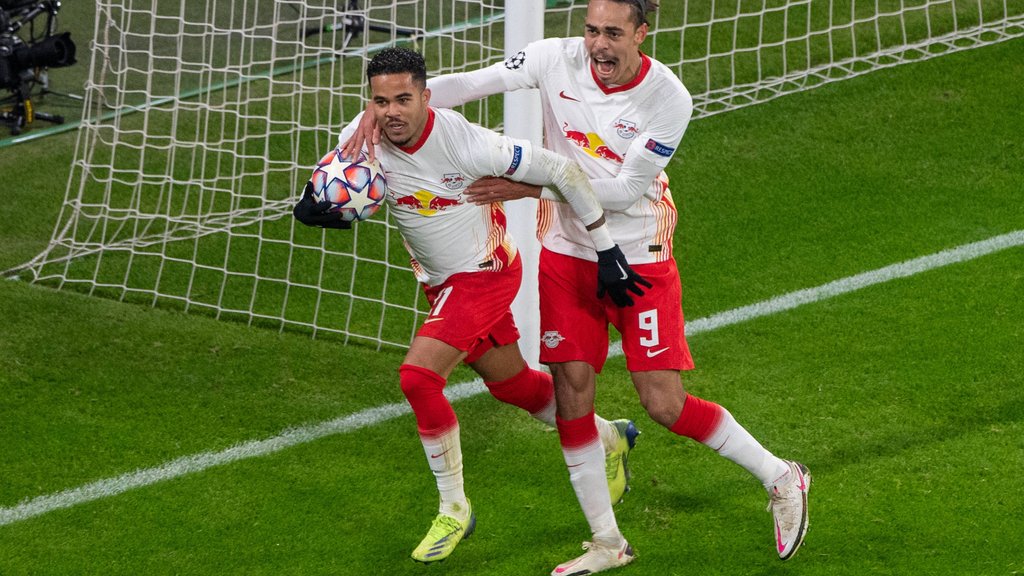 Jubelten bereits am Dienstag gemeinsam: Justin Kluivert und Yussuf Poulsen.
