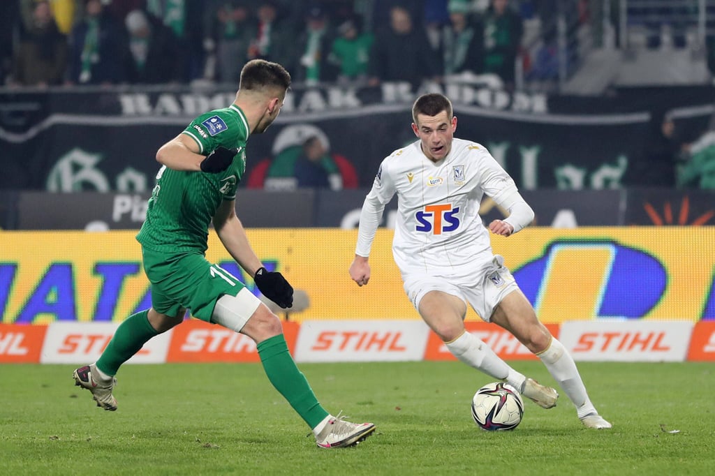 Jakub Kaminski von Lech Posen steht bei RB Leipzig und dem VfL Wolfsburg auf dem Zettel.