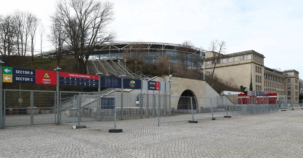 Verschlossene Tore: Die Red-Bull-Arena bleibt vorerst leer.