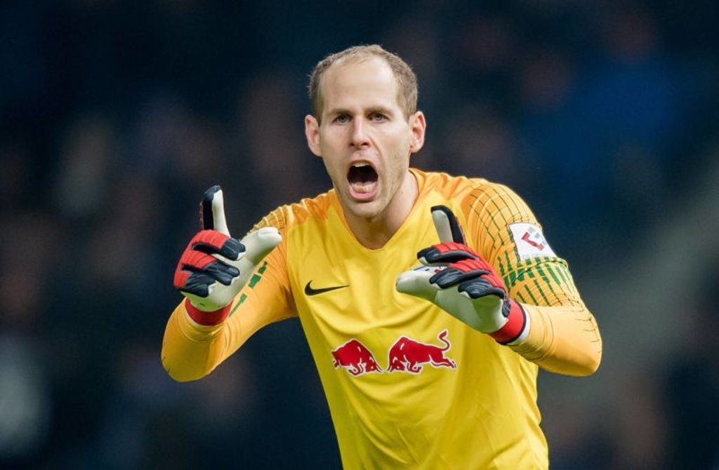 Erster Gegentreffer in der Bundesliga nach 499 Minuten: Peter Gulacsi.