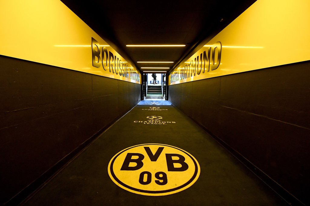 Schreiten die BVB-Frauen irgendwann auch durch den Spielertunnel ins Dortmunder Stadion?