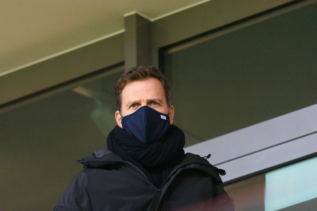Oliver Bierhoff verteidigte, dass Joachim Löw nicht bei Bayern München gegen RB Leipzig im Stadion war.