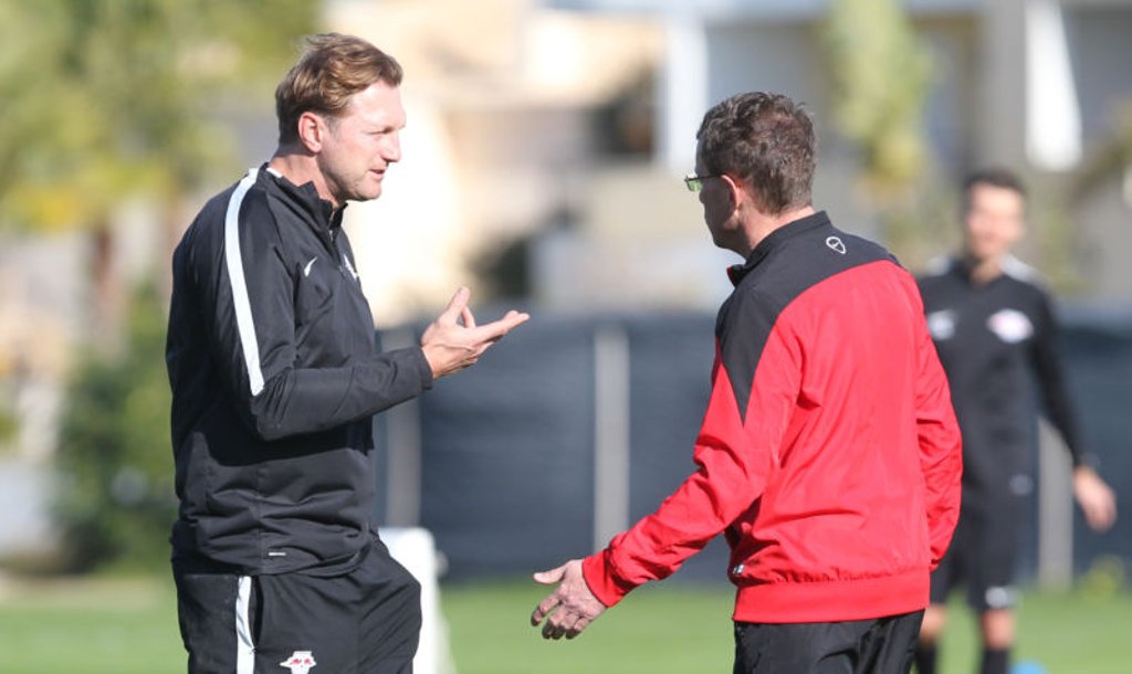 Im Gespräch: Hasenhüttl und Rangnick (r.).
