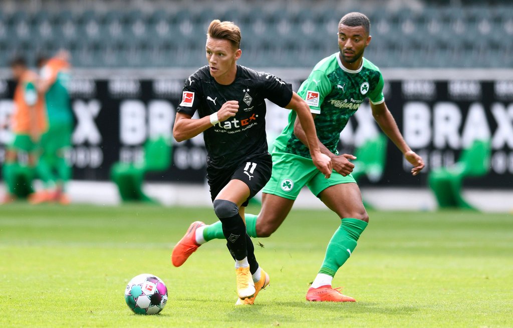Hannes Wolf hat bestätigt, dass sich RB und Borussia auf eine Kaufpflicht geeinigt haben.