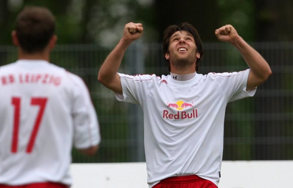 Sebastian Hauck beim Torjubel zu seiner aktiven Zeit bei RB Leipzig 2009/10.