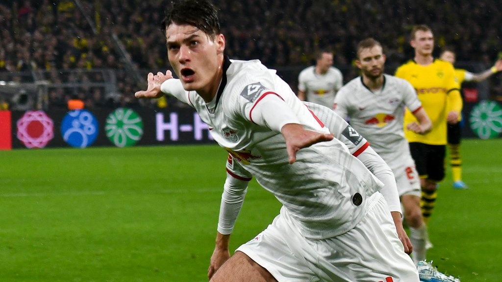 Schick macht den Flieger: Der Tscheche erzielte das 3:3 gegen Dortmund.