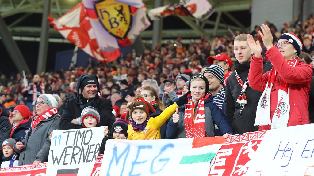 Familienverein: Fans von RB Leipzig beim Spiel gegen Hoffenheim.