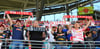 Fans von RB Leipzig beim Heimsieg gegen Stuttgart in der Red Bull Arena.