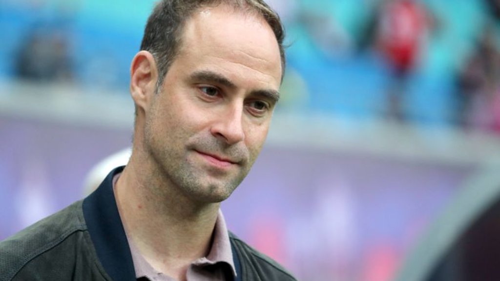 Oliver Mintzlaff glaubt, dass RB langfristig mehr Platz braucht. Sicher ist das nicht,