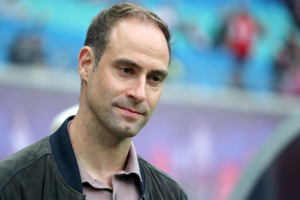 Oliver Mintzlaff glaubt, dass RB langfristig mehr Platz braucht. Sicher ist das nicht,