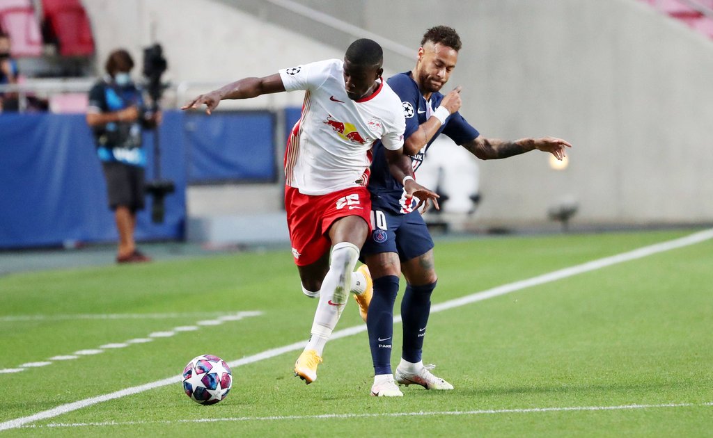 Mukiele könnte zum Kollegen von Neymar werden.
