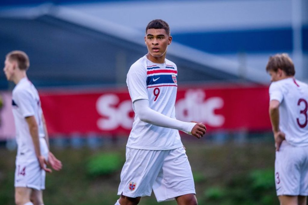 Noah-Jean Holm spielt mit Norwegen bei der U19-EM in Armenien.