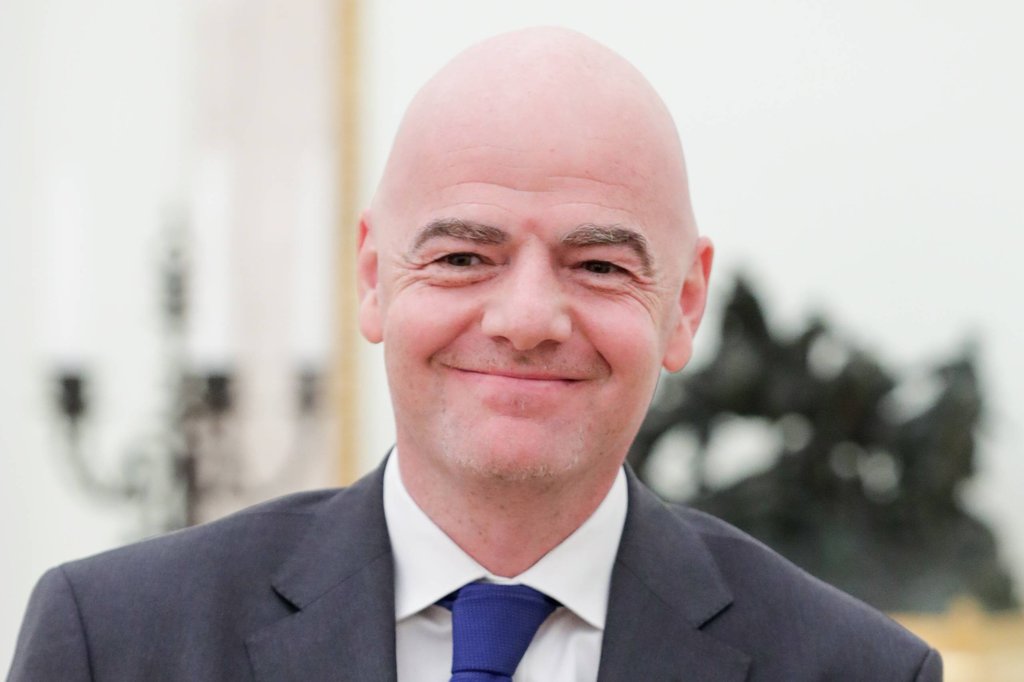 FIFA-Boss Gianni Infantino freut sich über einen weiteren Wettbewerb, den man gut vermarkten kann.