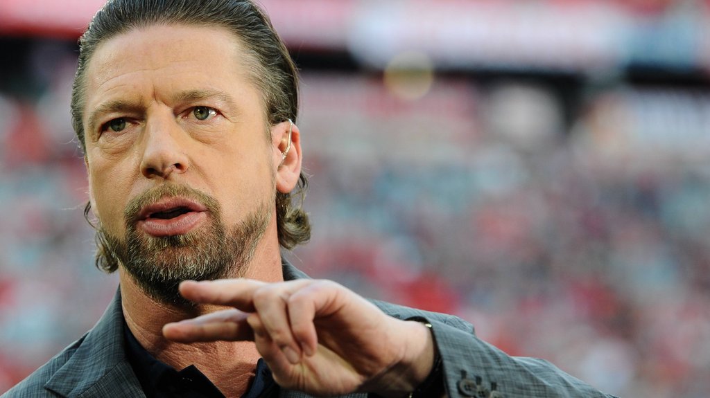 Steffen Freund spielte früher selbst in Tottenham und sieht den Klub gegen Leipzig leicht favorisiert.