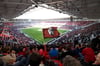 Die Feierstimmung bei der Stadionpremiere in Freiburg gegen RB Leipzig wurde durch einen Notarzteinsatz gedämpft.