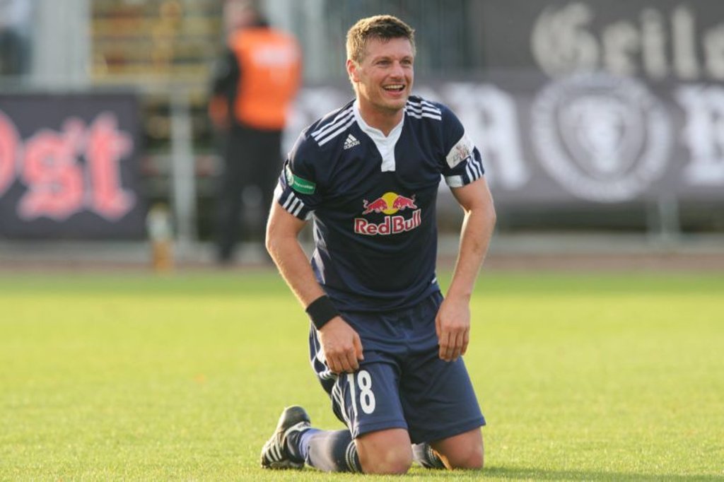 Nico Frommer 2010 bei einem Regionalliga-Spiel im Trikot von RB Leipzig.