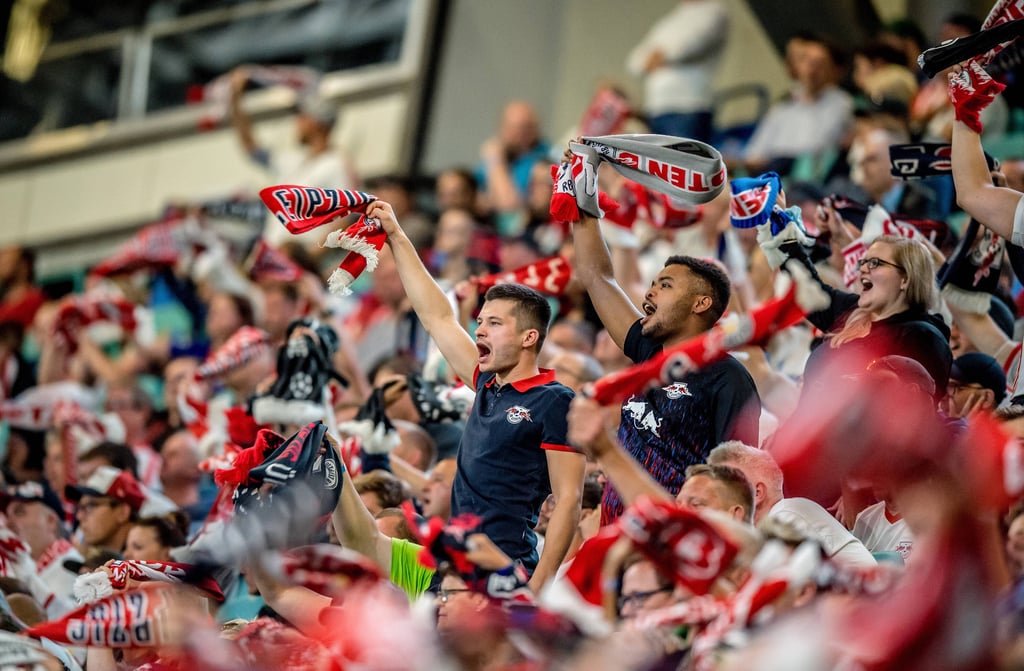 Wie viele Fans von RB Leipzig dürfen gegen Bayern München ins Stadion?
