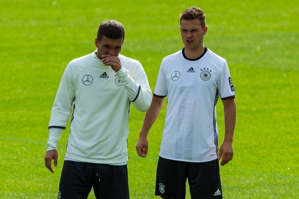 Lukas Podolski rät Joshua Kimmich, zu RB Leipzig zurückzukehren.