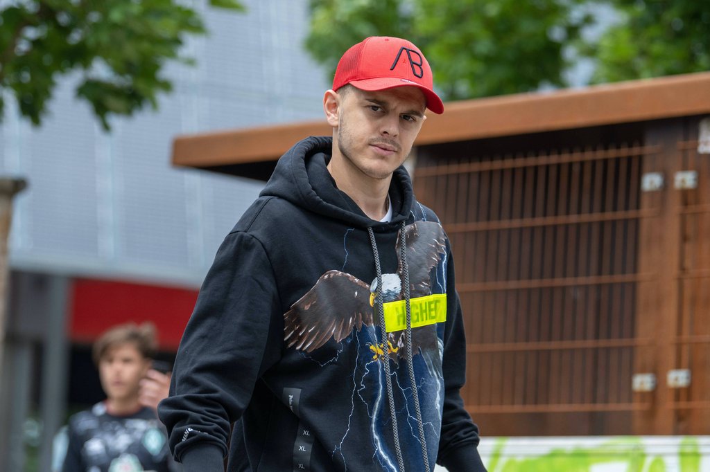 „Wenn der Preis nicht unseren Vorstellungen entspricht, können wir auch Nein sagen”: Frank Baumann über den Verkauf von Milot Rashica.