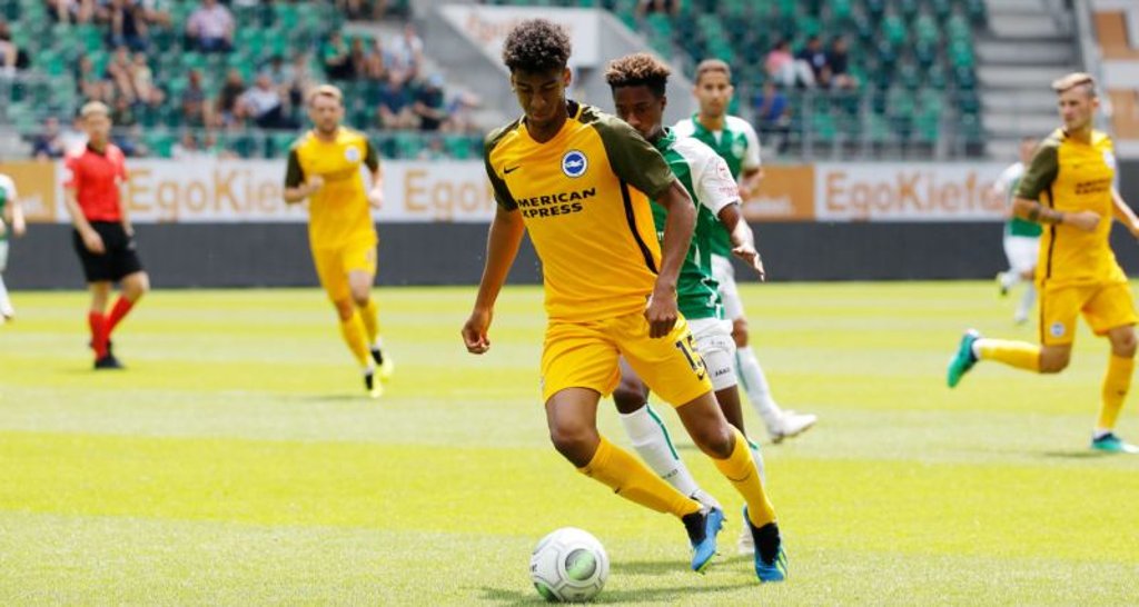 Bernardo beackert jetzt für Brighton & Hove die defensiven Außenbahnen, hat aber noch Anpassungsprobleme.