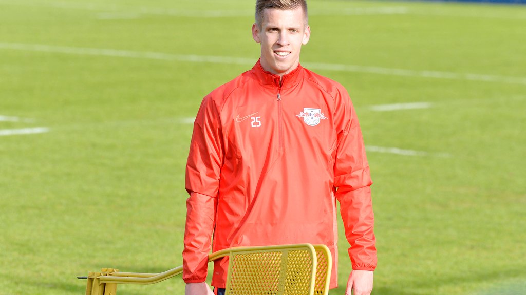 Trägt auch die Pappkameraden vom Trainingsplatz: Jungstar Dani Olmo.