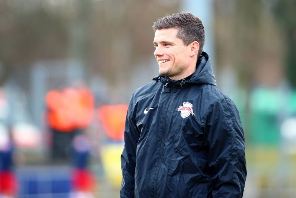 Robert Klauß trainiert die U19 bei RB Leipzig.