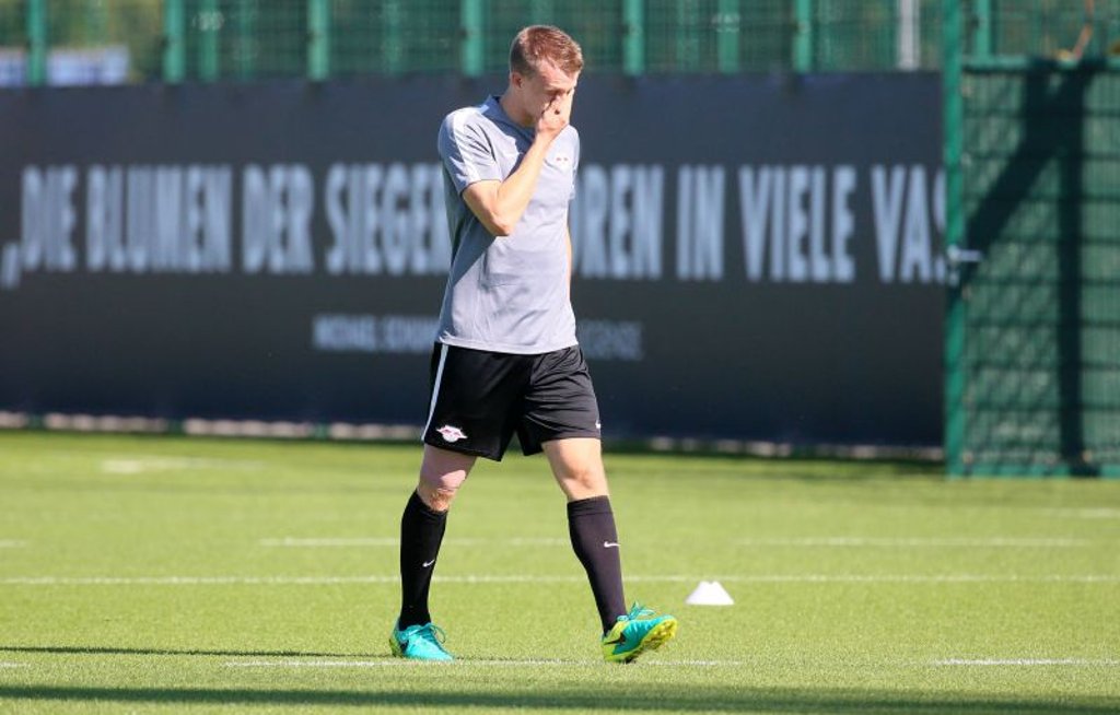 Lukas Klostermann vor seinem Kreuzbandriss im Training bei RB Leipzig.